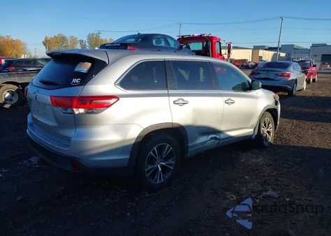 2017 Toyota Highlander Le из США, поврежденный, VIN 5TDBZRFH6HS390515